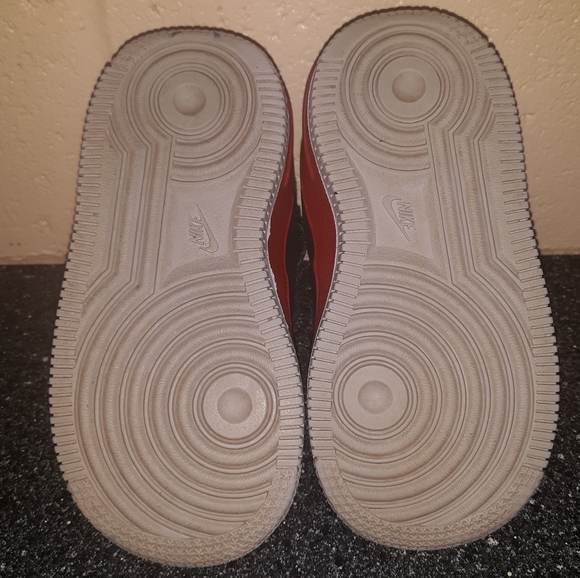 Sneakers - Picture 4 of 4